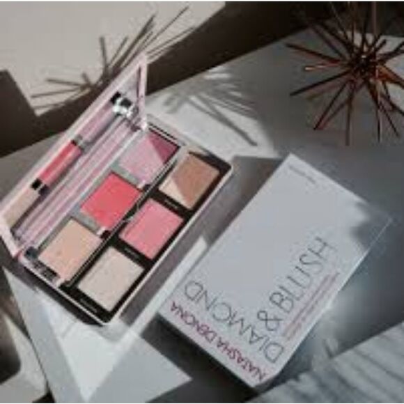 Natasha Denona Diamond & Blush Darya Palette - Picture 5 of 9